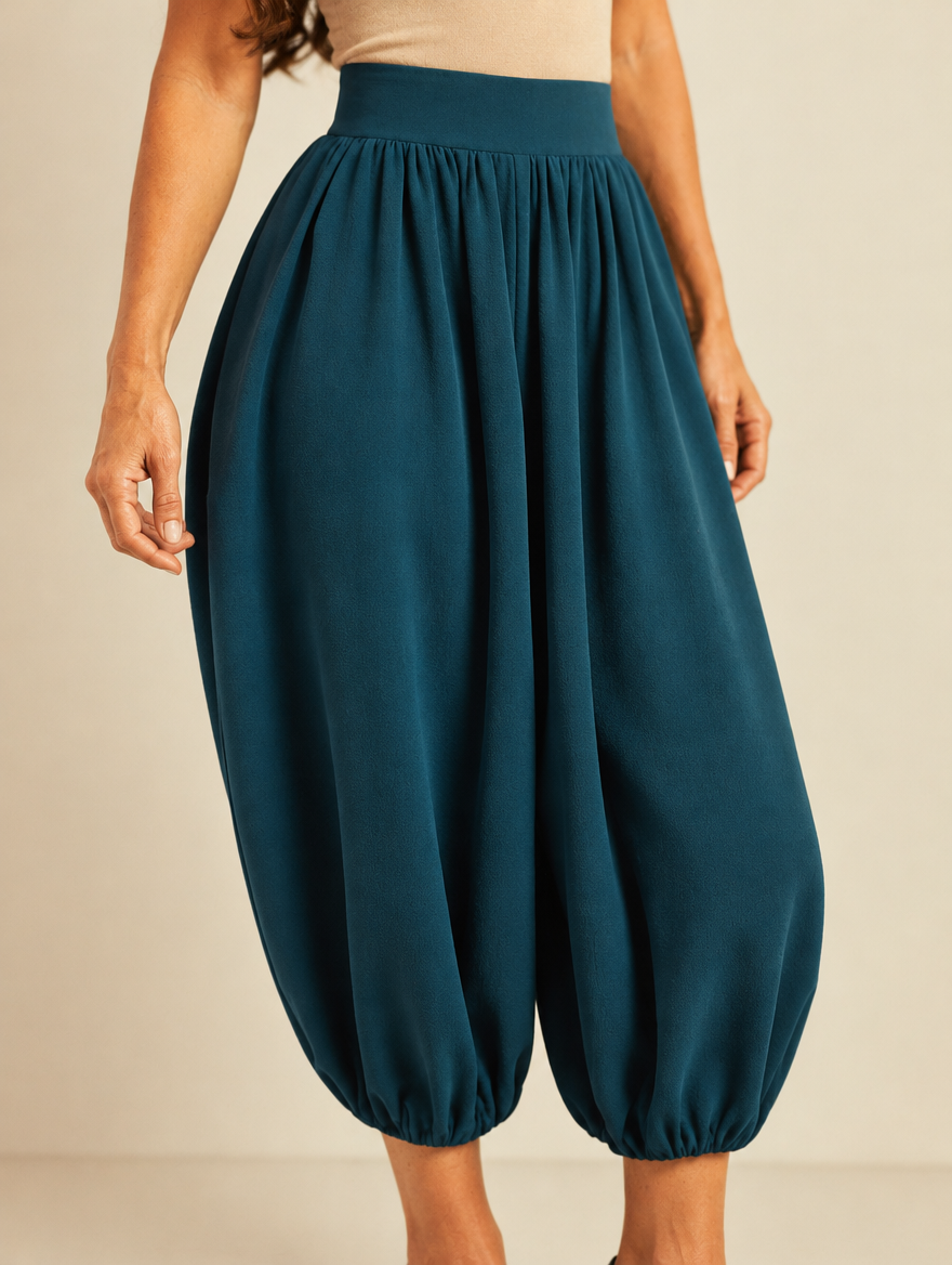 Iris balloon crepe trousers, waistband detail