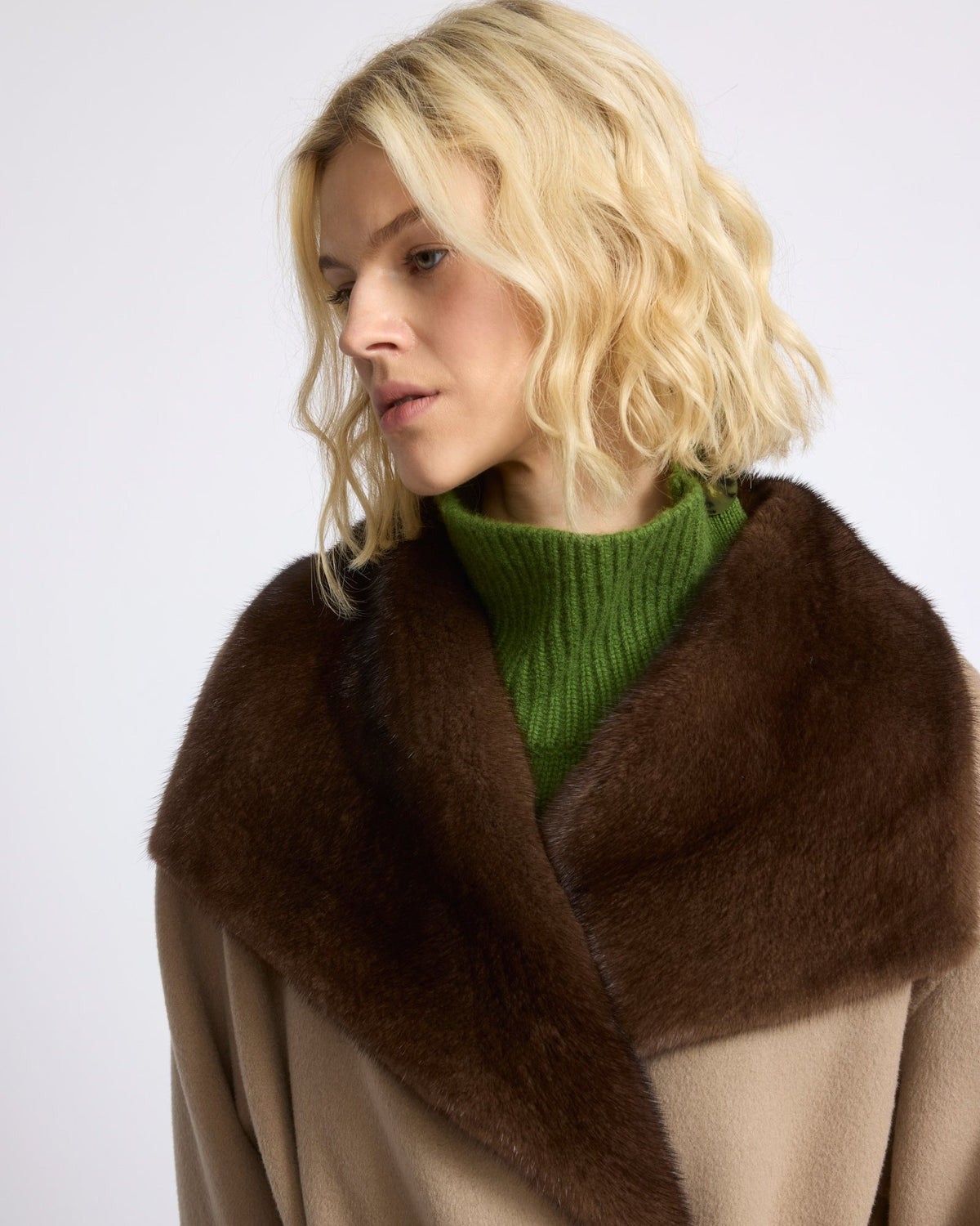 Anastasia | Long Belted Coat with Plush Collar and Lining - Oat – photo 3