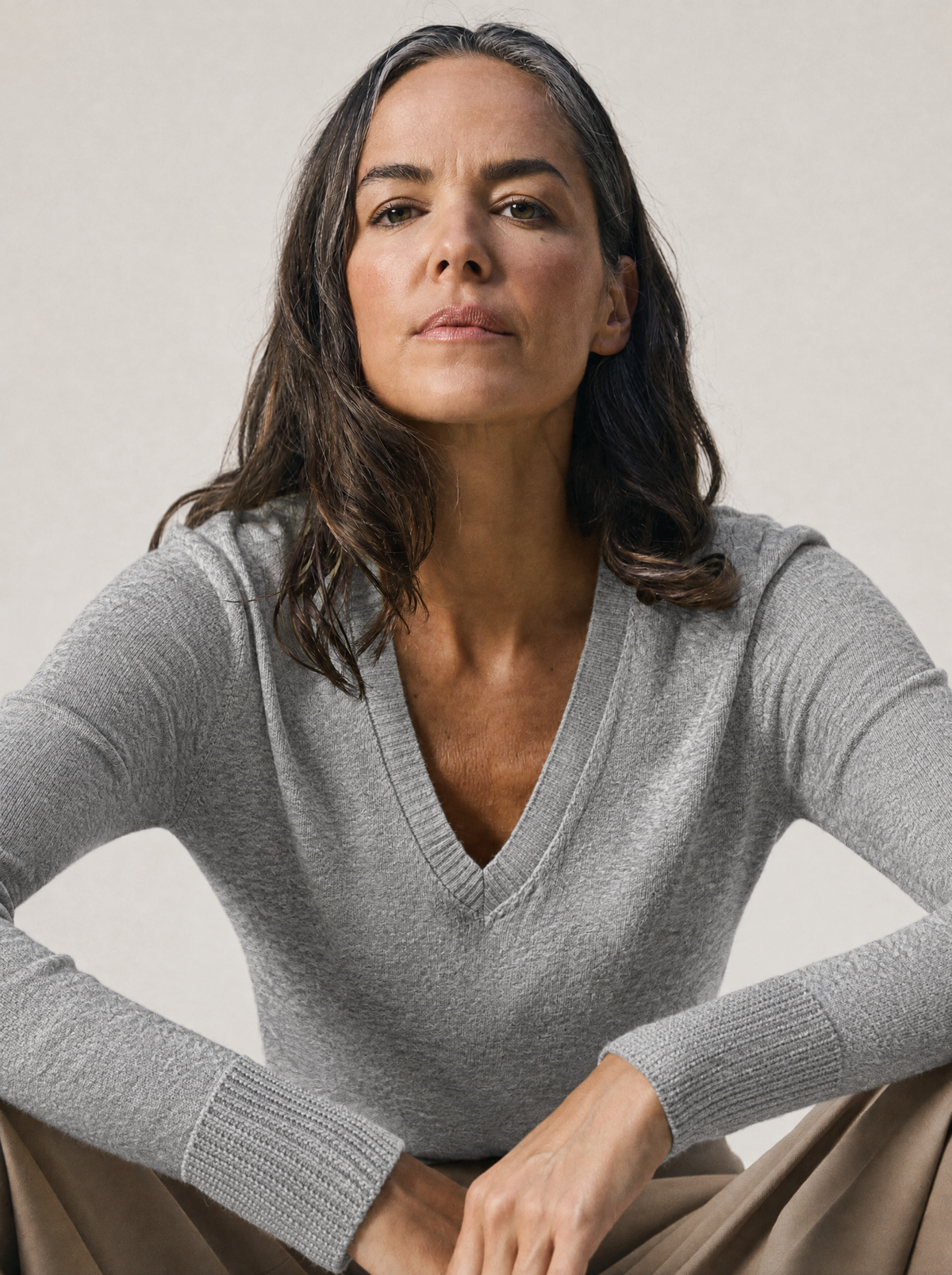 Aurelie | V-Neck Soft-Touch Jumper – Grey Marl