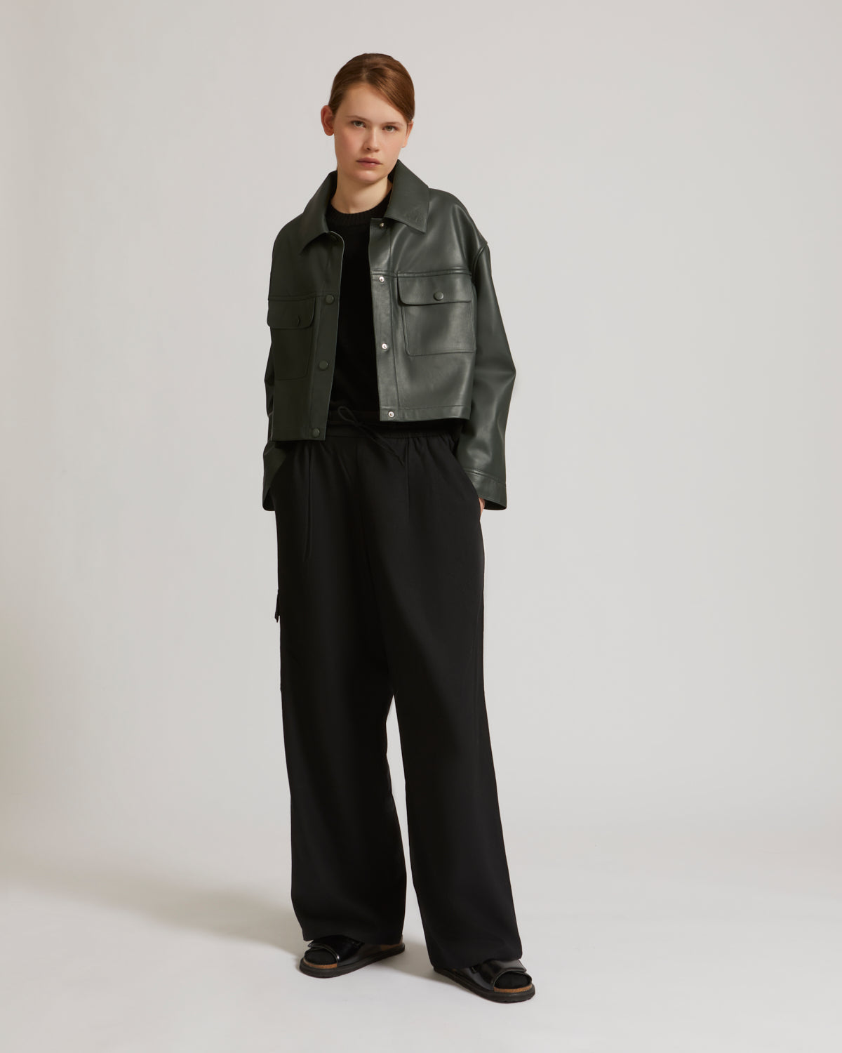 Blythe | Cropped Oversized Shirt Jacket - Pine – photo 3