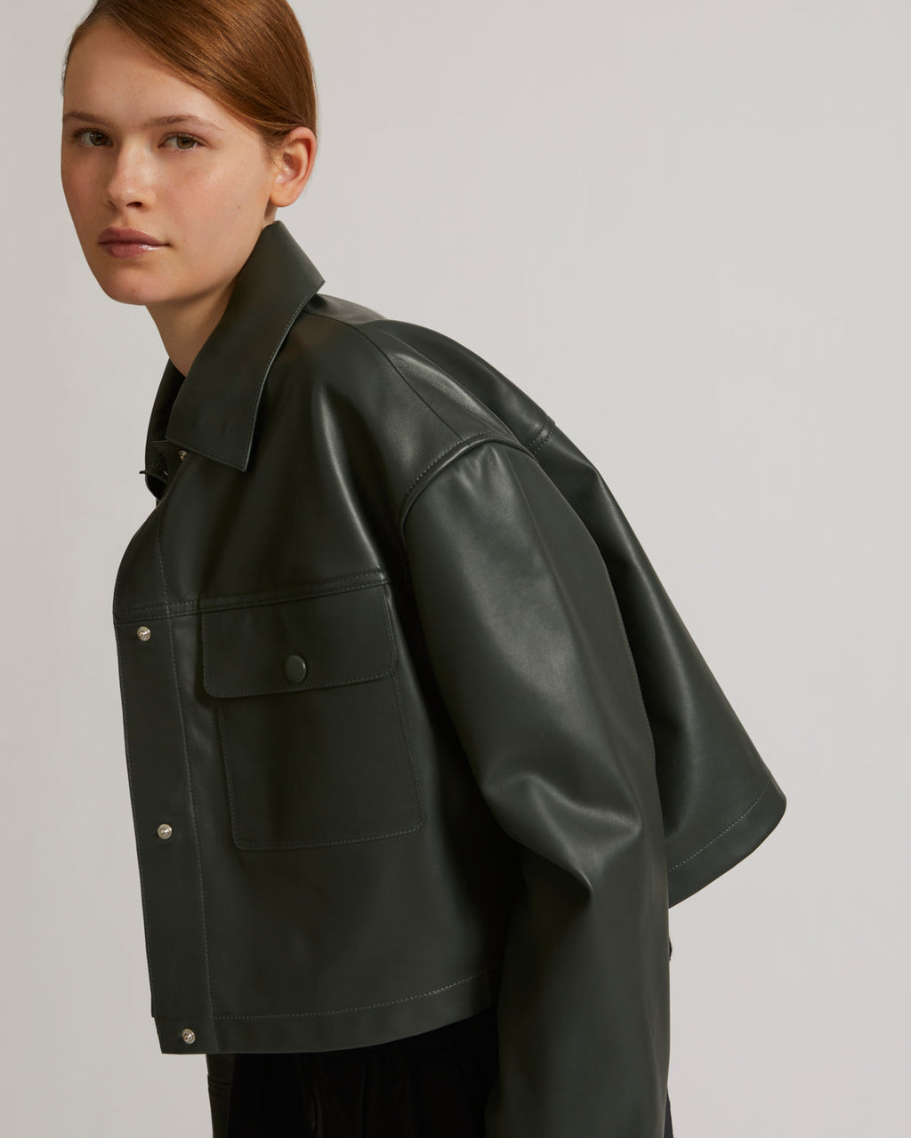 Blythe | Cropped Oversized Shirt Jacket - Pine – photo 5