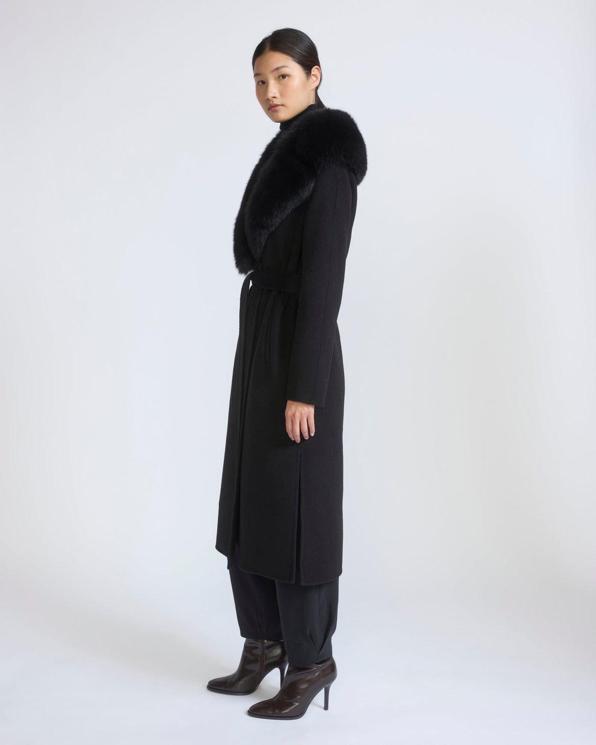 Celestine | Belted Coat with Plush Collar and Lapels - Black – photo 3