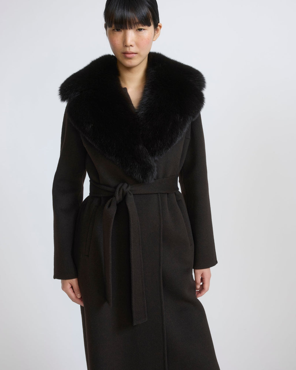 Celestine | Belted Coat with Plush Collar and Lapels - Chestnut – photo 3