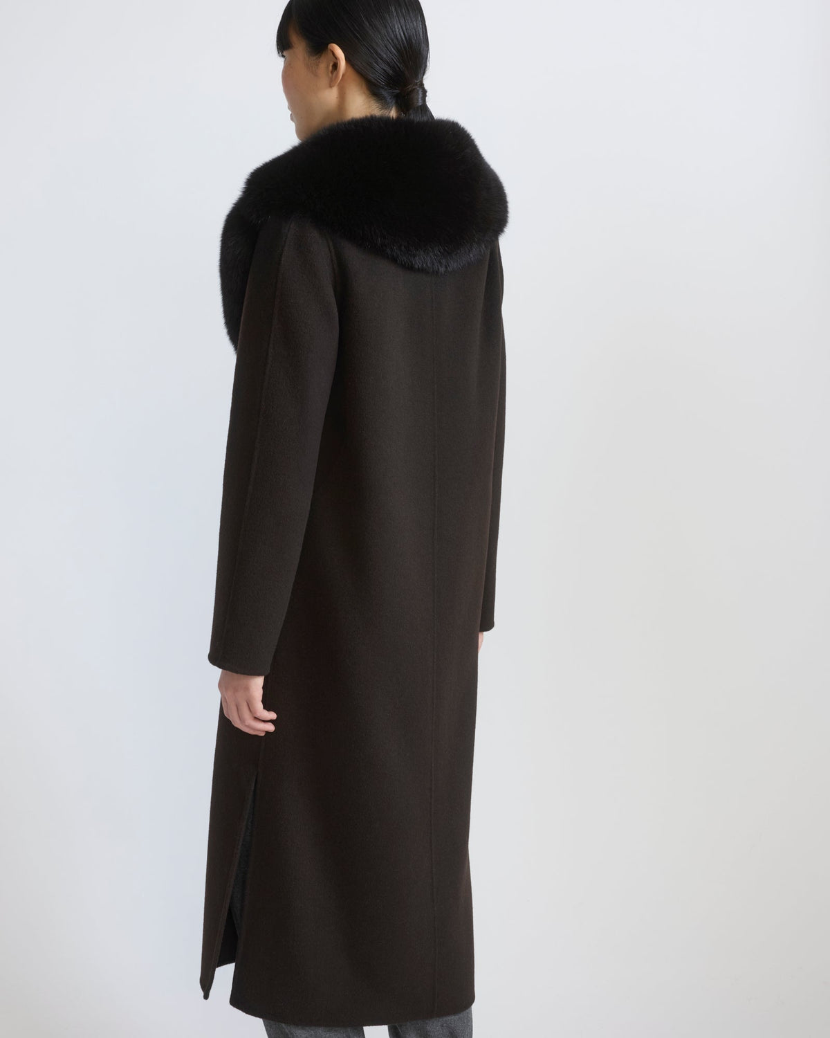 Celestine | Belted Coat with Plush Collar and Lapels - Chestnut – photo 4