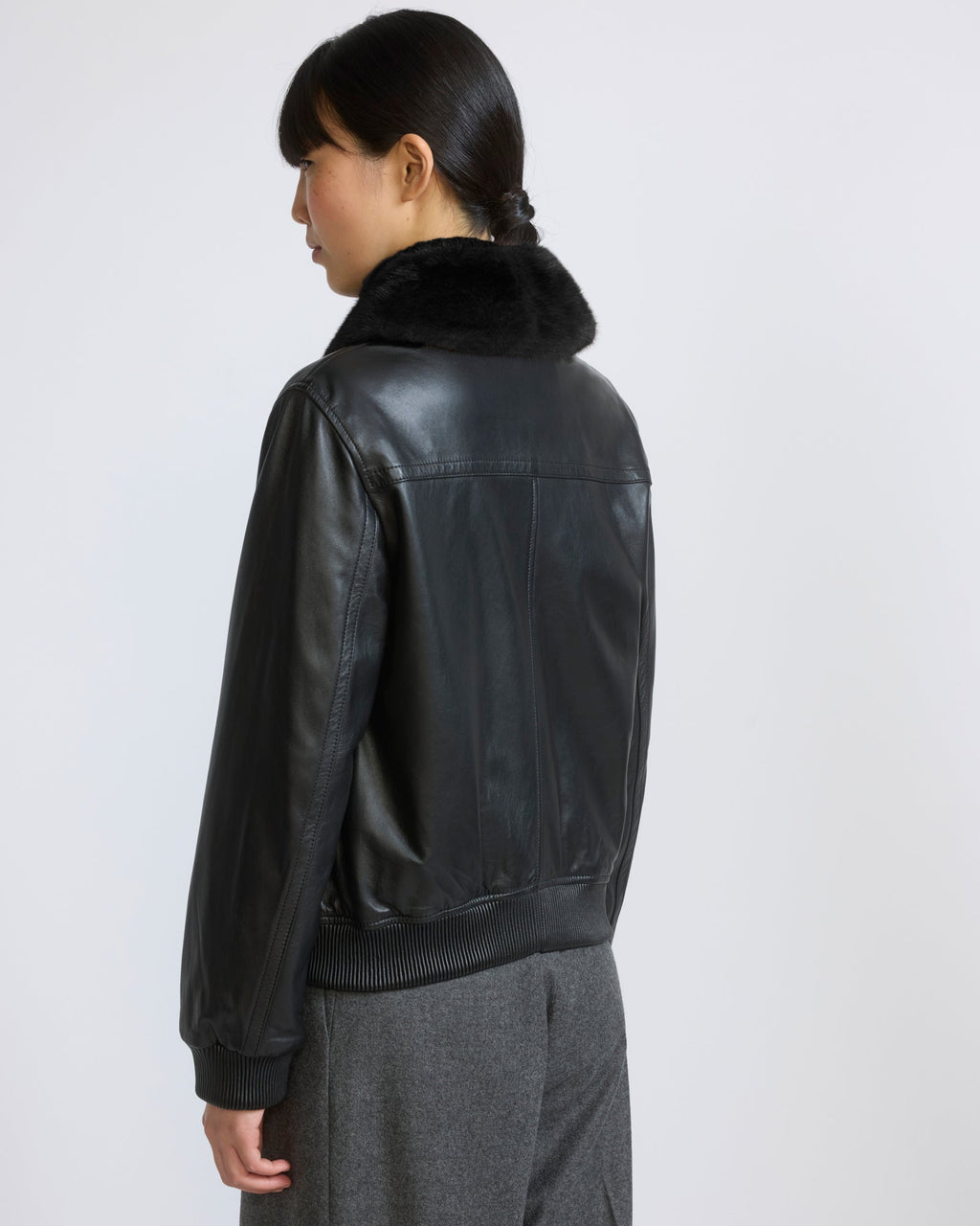 Cordelia | Retro Bomber Jacket with Detachable Collar - Black – photo 4