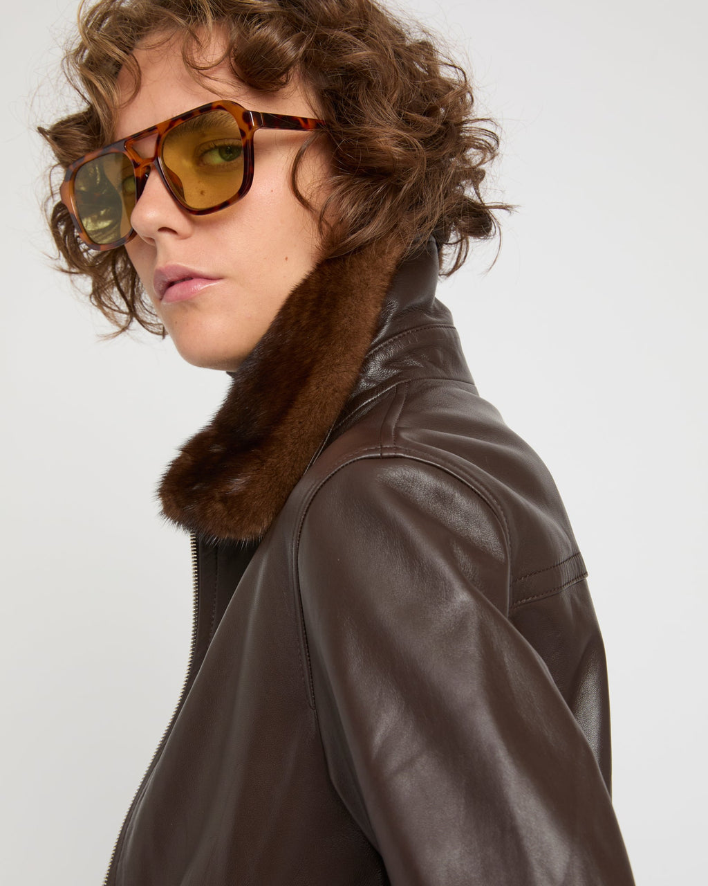 Cordelia | Retro Bomber Jacket with Detachable Collar - Cocoa – photo 3