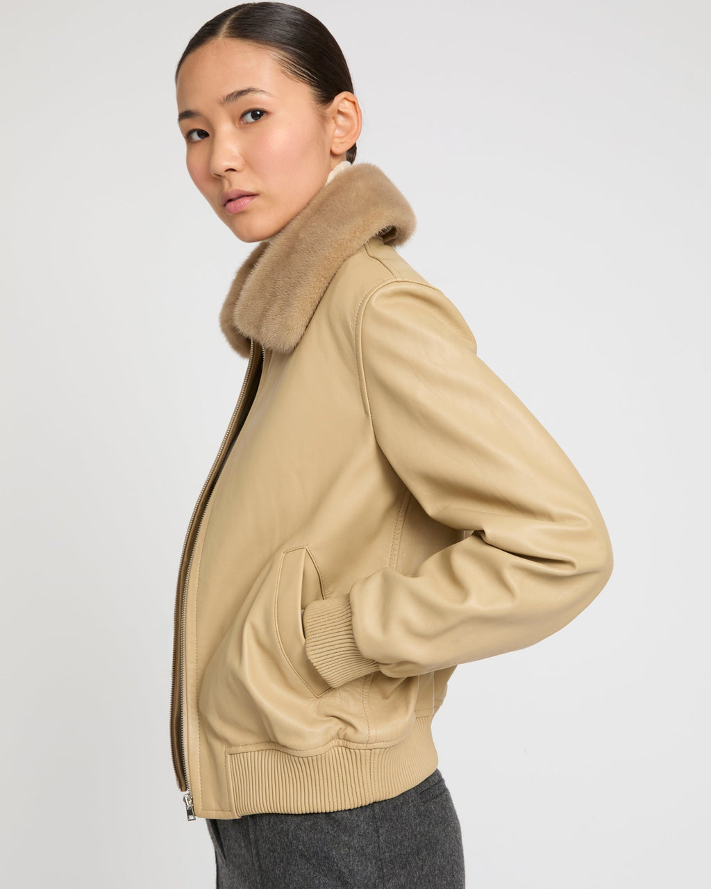 Cordelia | Retro Bomber Jacket with Detachable Collar - Oat – photo 2