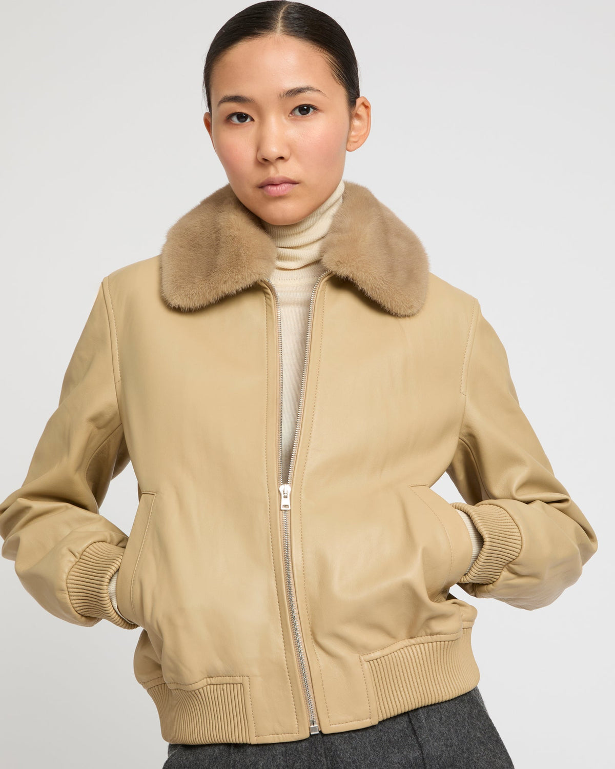 Cordelia | Retro Bomber Jacket with Detachable Collar - Oat – photo 3