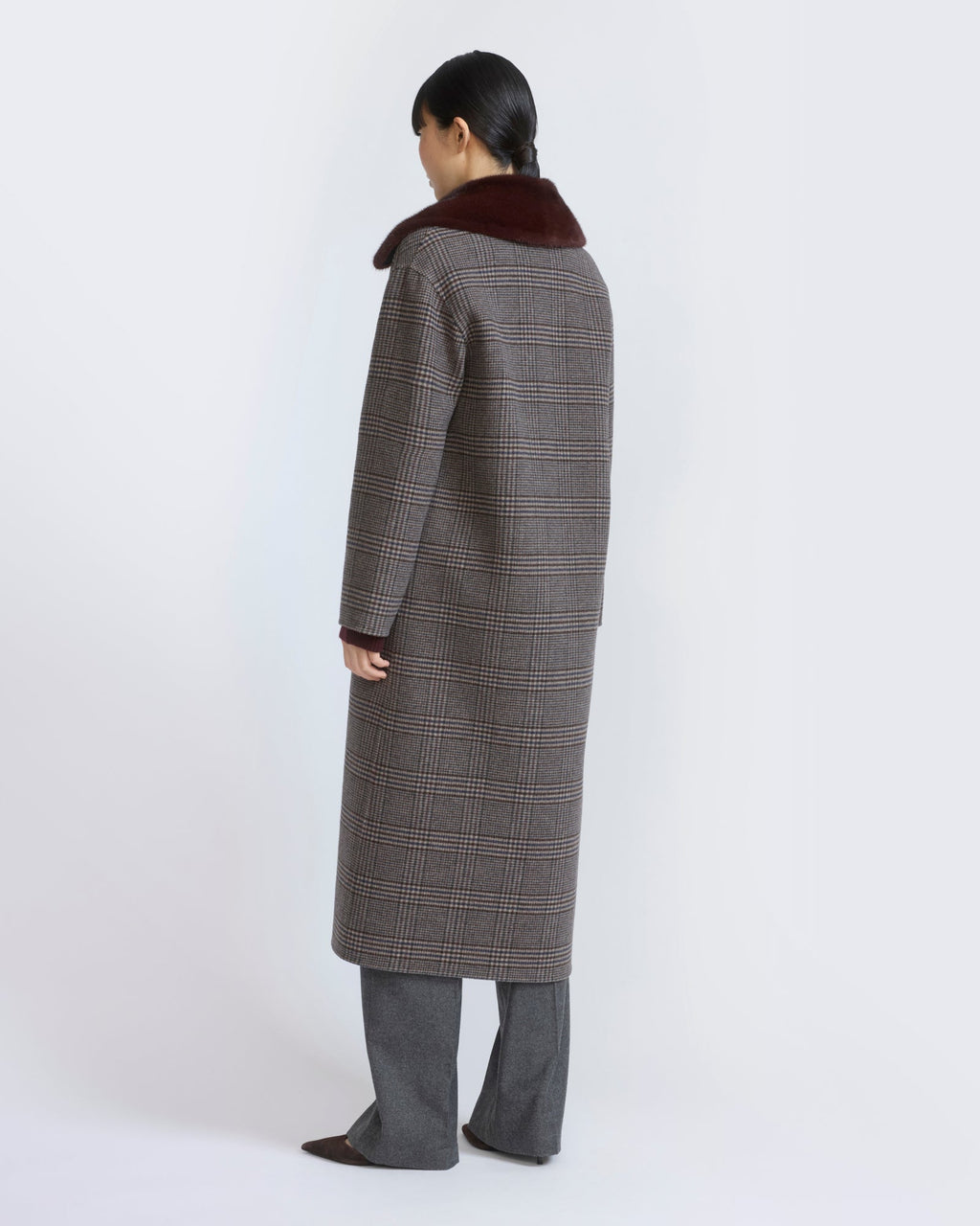 Eleanor | Long Double-Breasted Coat with Detachable Plush Collar - Hazel – photo 4