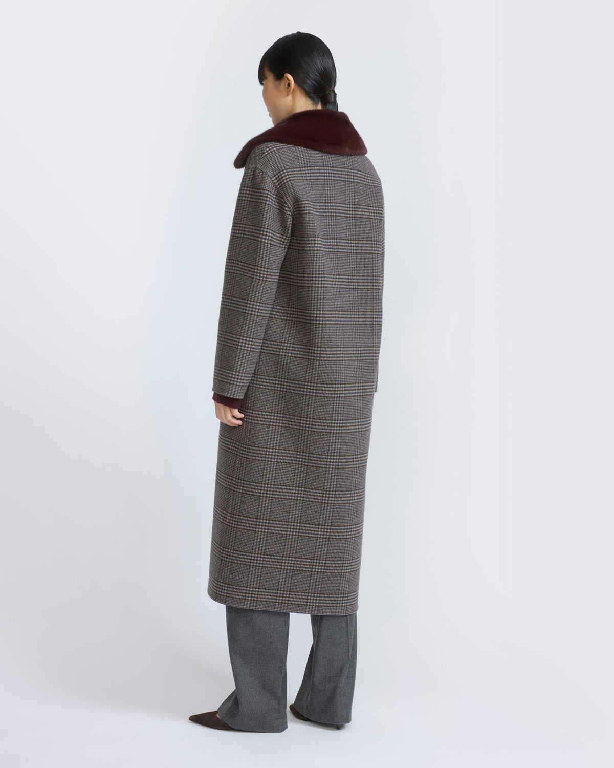 Eleanor | Long Double-Breasted Coat with Detachable Plush Collar - Hazel – photo 4