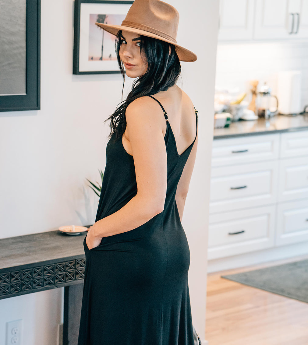 Halden Maxi Lounge Dress - Black – photo 5