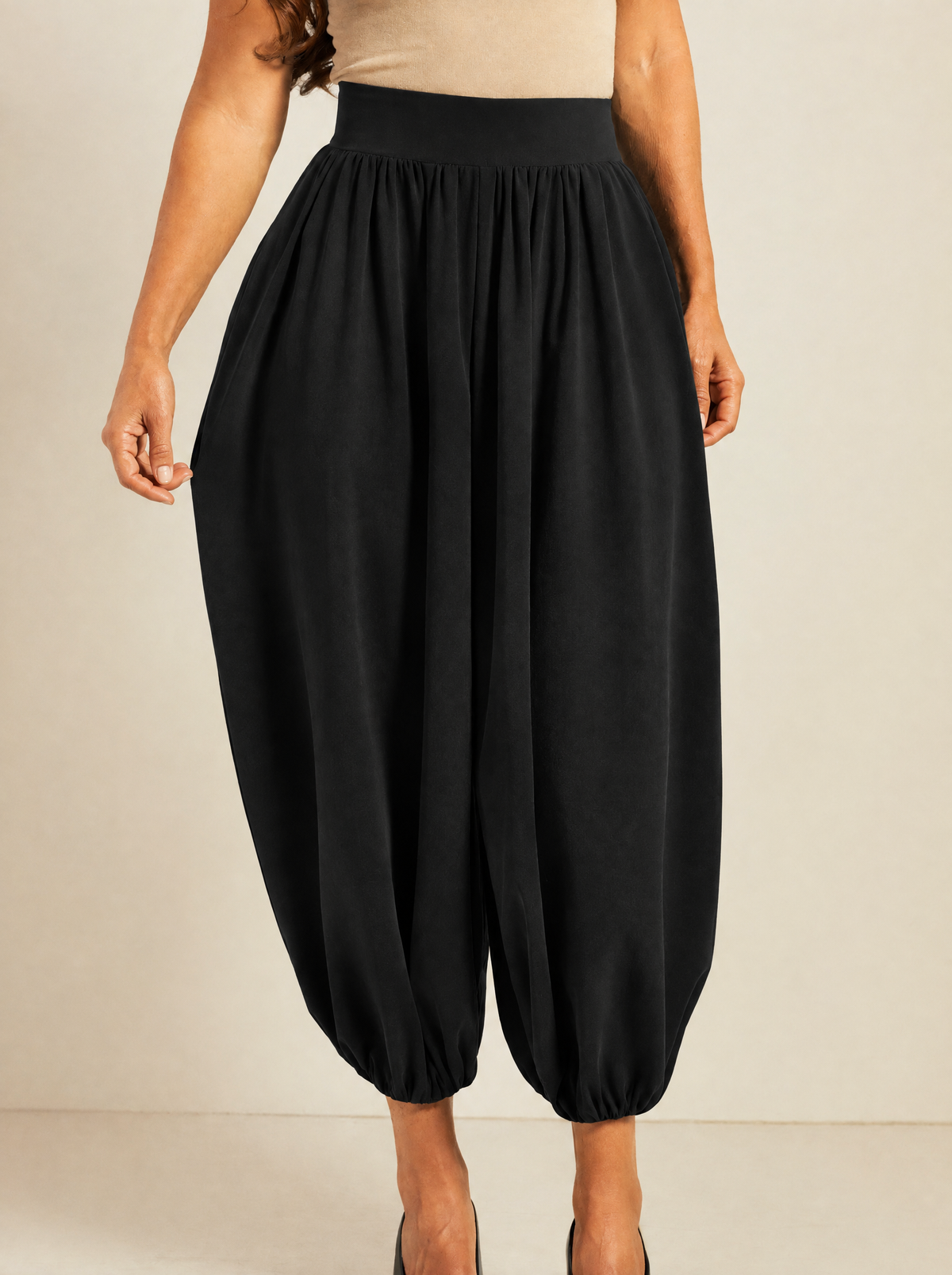 Iris | Balloon Crepe Trousers – Black
