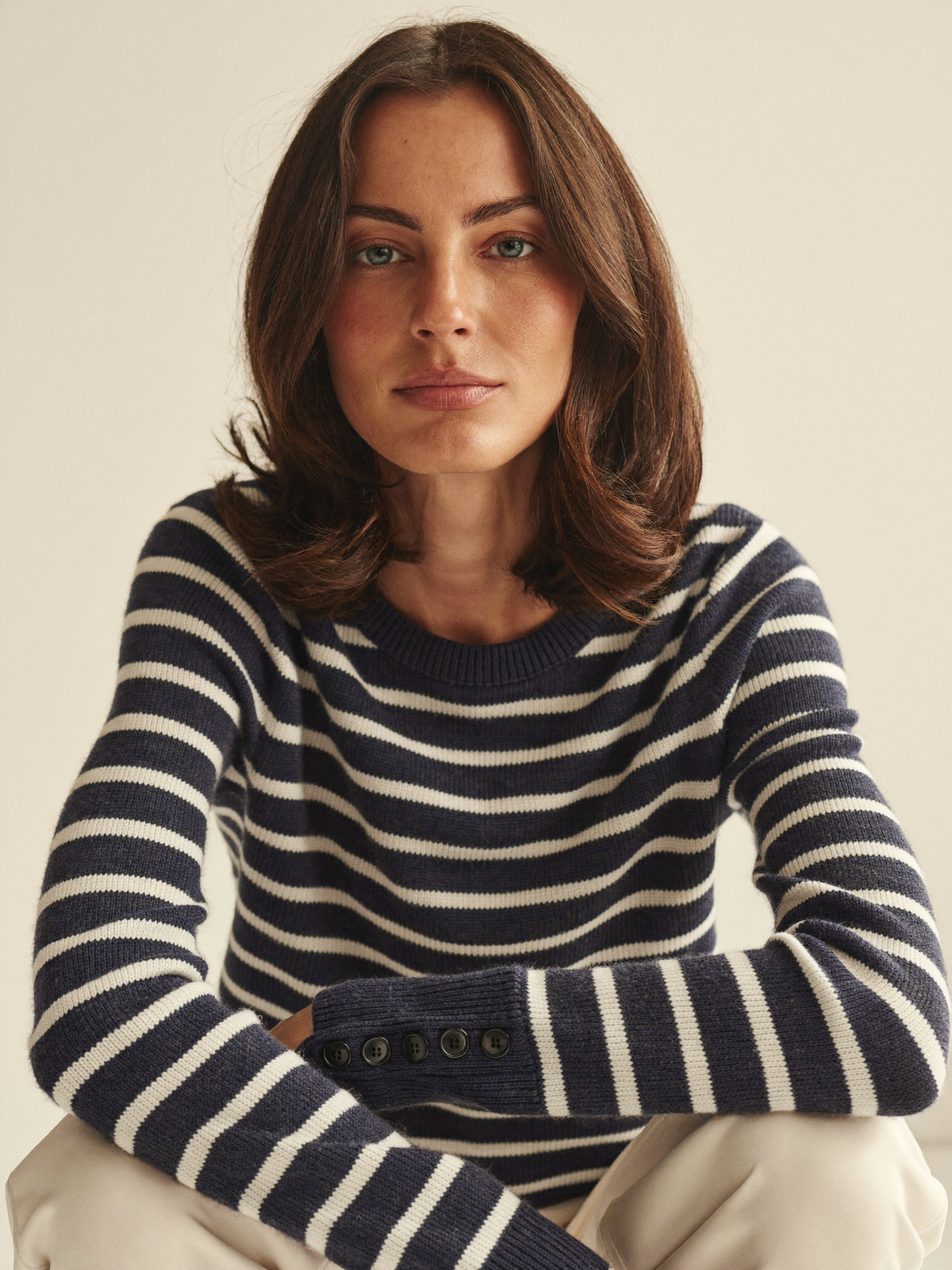 Nadia | Essential Crew-Neck Jumper | Velbrooke