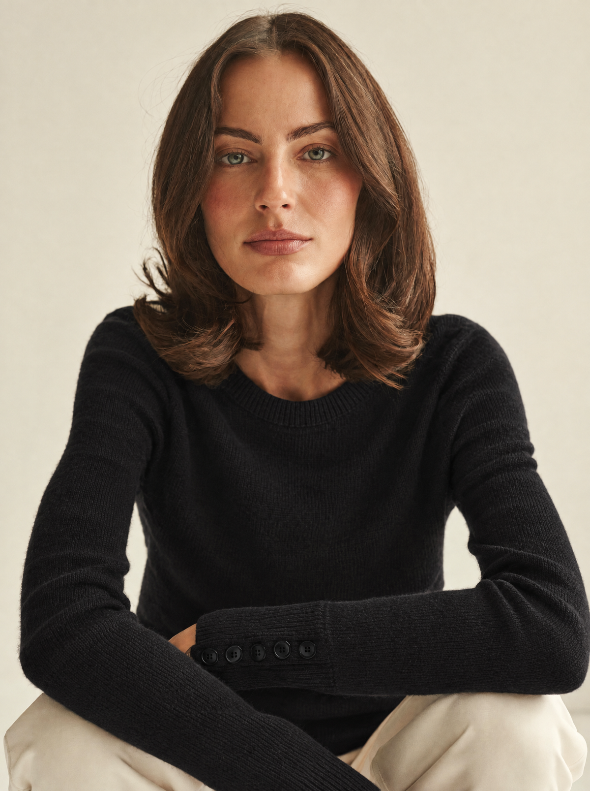 Nadia | Essential Crew-Neck Jumper – Black