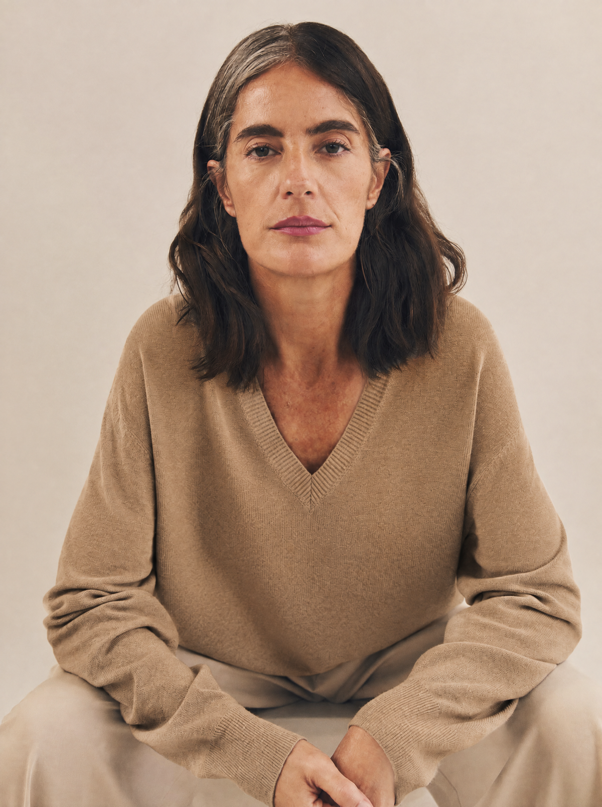 Odile | Soft Knit V-Neck Jumper – Camel