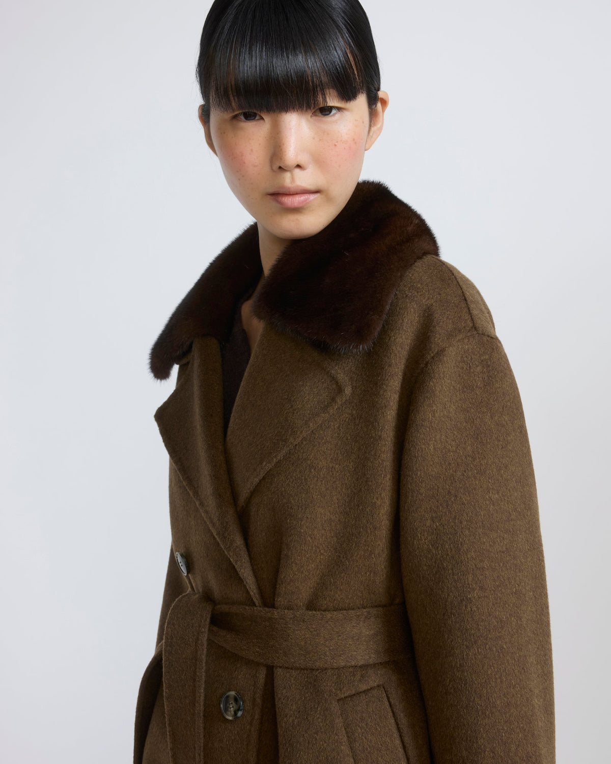 Vivienne | Belted Coat with Detachable Plush Collar - Espresso – photo 3